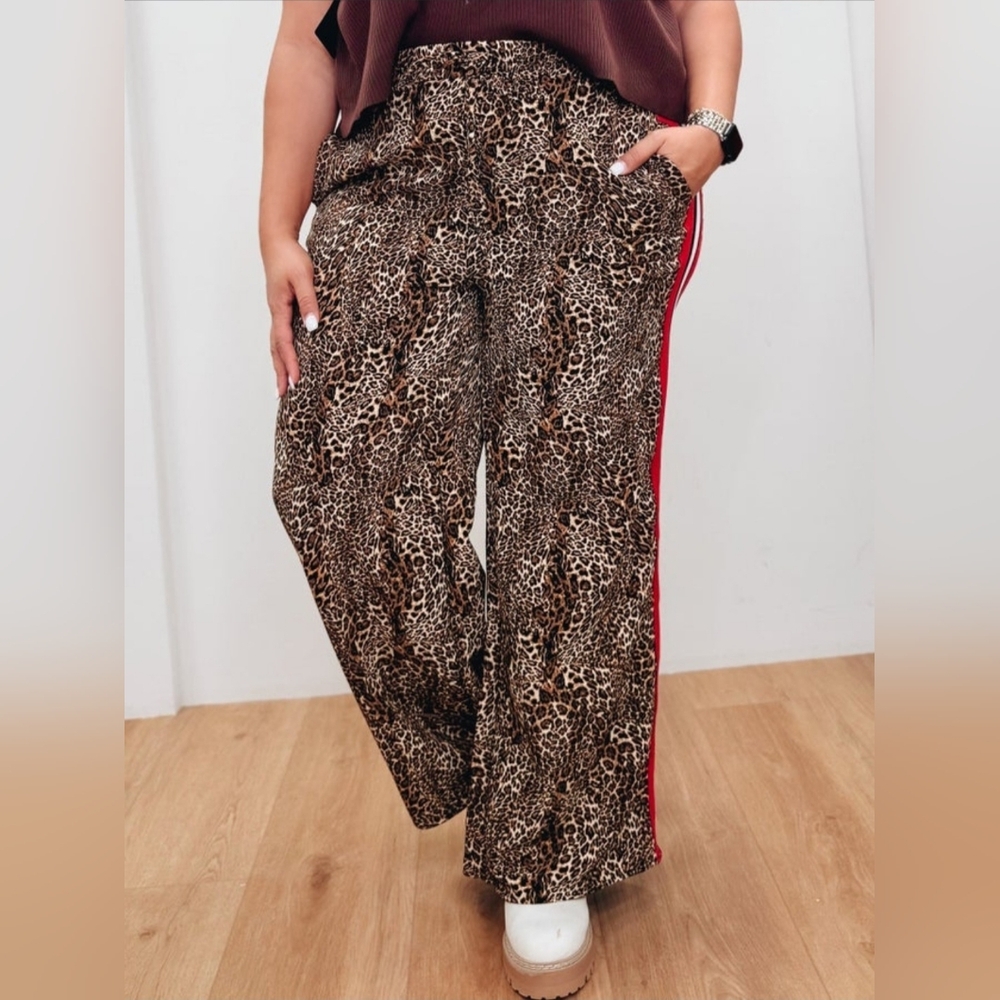 Boutique Leopard Print Wide Leg Pants with Red Accent, NWT - Picture 5 of 10